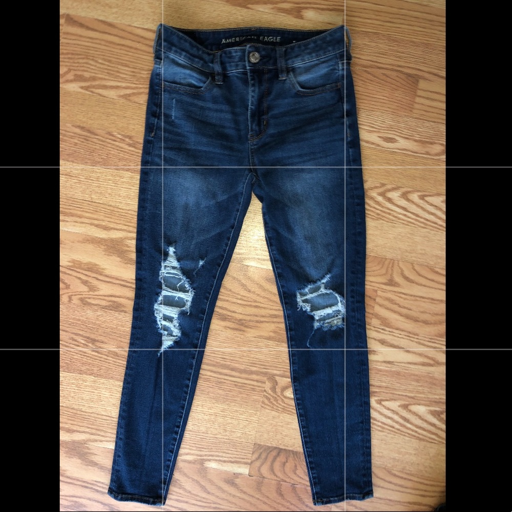 Ripped high-waisted jeans